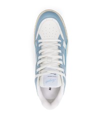 hellblaue Leder niedrige Sneakers von Axel Arigato