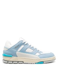 hellblaue Leder niedrige Sneakers von Axel Arigato