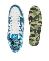 hellblaue Leder niedrige Sneakers von A Bathing Ape