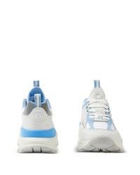 hellblaue Leder niedrige Sneakers von Burberry