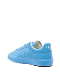 hellblaue Leder niedrige Sneakers von Veja