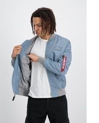 hellblaue leichte Bomberjacke von Alpha Industries