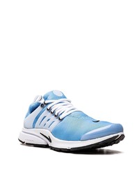 hellblaue niedrige Sneakers von Nike