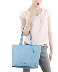 hellblaue Shopper Tasche aus Leder von Calvin Klein