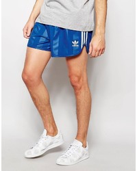 hellblaue Shorts von adidas