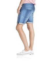 hellblaue Shorts