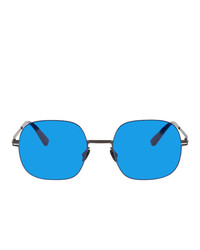 hellblaue Sonnenbrille von Mykita
