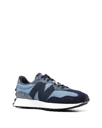 hellblaue Sportschuhe von New Balance