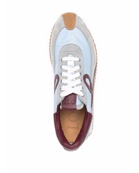 hellblaue Sportschuhe von Loewe