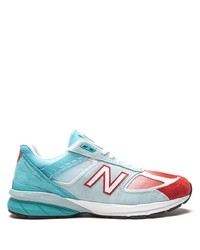 hellblaue Sportschuhe von New Balance