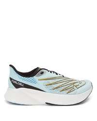 hellblaue Sportschuhe von New Balance