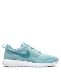 hellblaue Sportschuhe von Nike