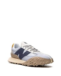 hellblaue Sportschuhe von New Balance