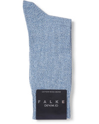 hellblaue Strick Socken von Falke