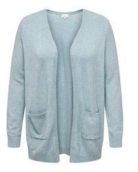 hellblaue Strickjacke mit einer offenen Front von ONLY CARMAKOMA