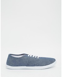 hellblaue Turnschuhe von Asos