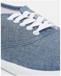 hellblaue Turnschuhe von Asos