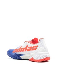 hellblaue verzierte niedrige Sneakers von adidas Tennis