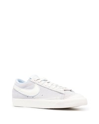 hellblaue Wildleder niedrige Sneakers von Nike