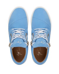 hellblaue Wildleder niedrige Sneakers von Giuseppe Zanotti