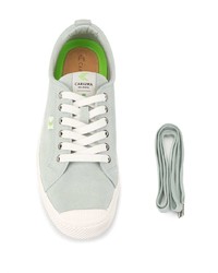 hellblaue Wildleder niedrige Sneakers von Cariuma