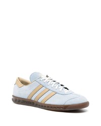 hellblaue Wildleder niedrige Sneakers von adidas