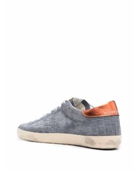 hellblaue Wildleder niedrige Sneakers von Golden Goose