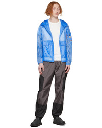 hellblaue Windjacke von Moncler