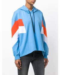 hellblauer horizontal gestreifter Pullover mit einer Kapuze von MSGM