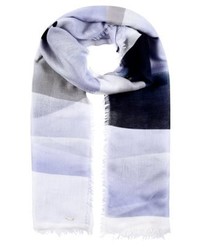 hellblauer horizontal gestreifter Schal von Opus