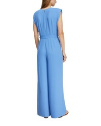 hellblauer Jumpsuit von Comma