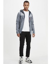 hellblauer Pullover mit einem Kapuze von BLEND