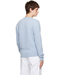 hellblauer Pullover mit einem Rundhalsausschnitt von AMI Alexandre Mattiussi