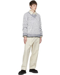 hellblauer Pullover mit einem V-Ausschnitt von 3.1 Phillip Lim