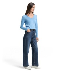 hellblauer Pullover mit einem V-Ausschnitt von Tom Tailor