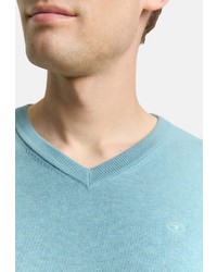 hellblauer Pullover mit einem V-Ausschnitt von Tom Tailor