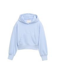 hellblauer Pullover mit einer Kapuze von Tom Tailor
