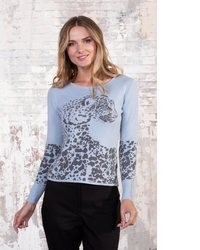 hellblauer Pullover mit Leopardenmuster von Passioni