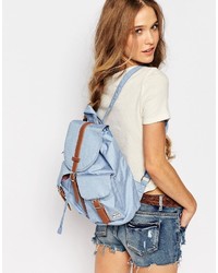 hellblauer Rucksack von Herschel