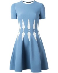 hellblaues bedrucktes Kleid von Alexander McQueen