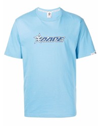 hellblaues bedrucktes T-Shirt mit einem Rundhalsausschnitt von AAPE BY A BATHING APE