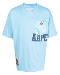 hellblaues bedrucktes T-Shirt mit einem Rundhalsausschnitt von AAPE BY A BATHING APE