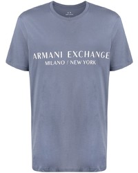 hellblaues bedrucktes T-Shirt mit einem Rundhalsausschnitt von Armani Exchange