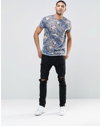 hellblaues bedrucktes T-Shirt mit einem Rundhalsausschnitt von Asos