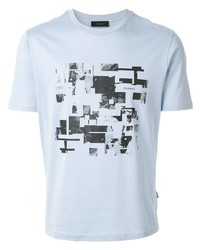 hellblaues bedrucktes T-Shirt mit einem Rundhalsausschnitt von D'urban