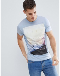 hellblaues bedrucktes T-Shirt mit einem Rundhalsausschnitt von French Connection