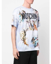 hellblaues bedrucktes T-Shirt mit einem Rundhalsausschnitt von Moschino