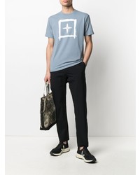 hellblaues bedrucktes T-Shirt mit einem Rundhalsausschnitt von Stone Island