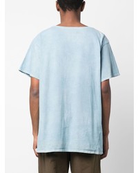 hellblaues bedrucktes T-Shirt mit einem Rundhalsausschnitt von Greg Lauren