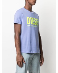 hellblaues bedrucktes T-Shirt mit einem Rundhalsausschnitt von Diesel